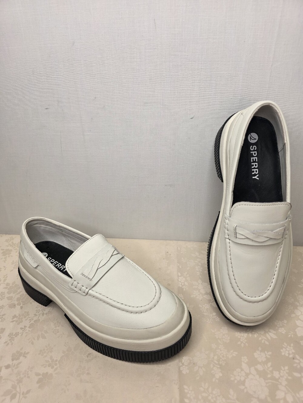 Sperry White Leather Chunky Platform Penny Loafers | Size 7.5 M